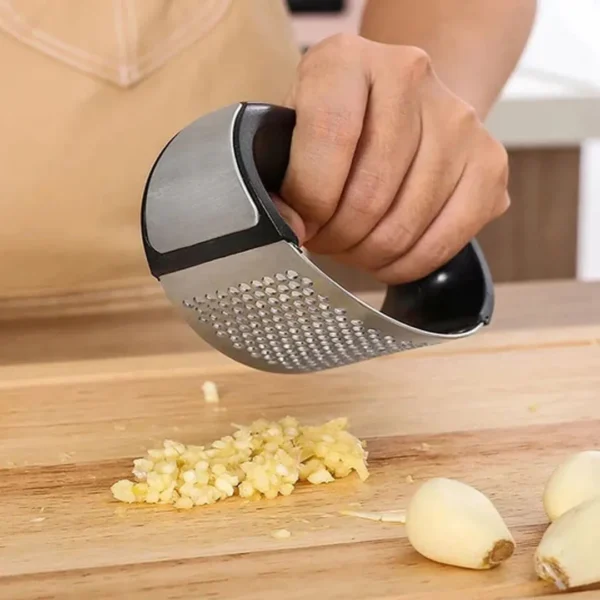 feature-image-stainless-steel-garlic-crusher-garlic-grinder-hand-held-garlic-press-apna-bazaar